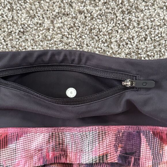 Lululemon High Rise 4” Sun Dazed Multi Pink Shorts Size 6 *Excellent* - Picture 3 of 10